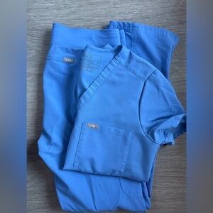 Figs ceil blue scrub set small/med